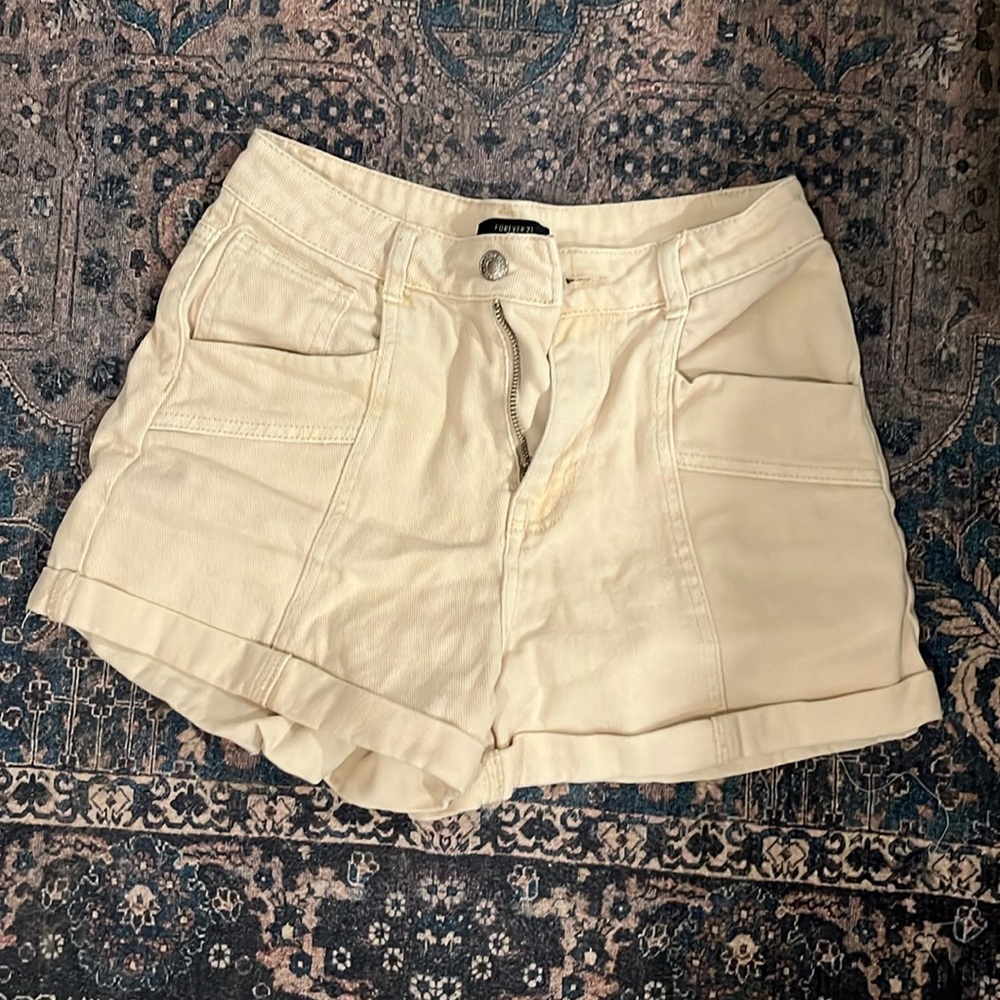Cream forever 21 denim shorts